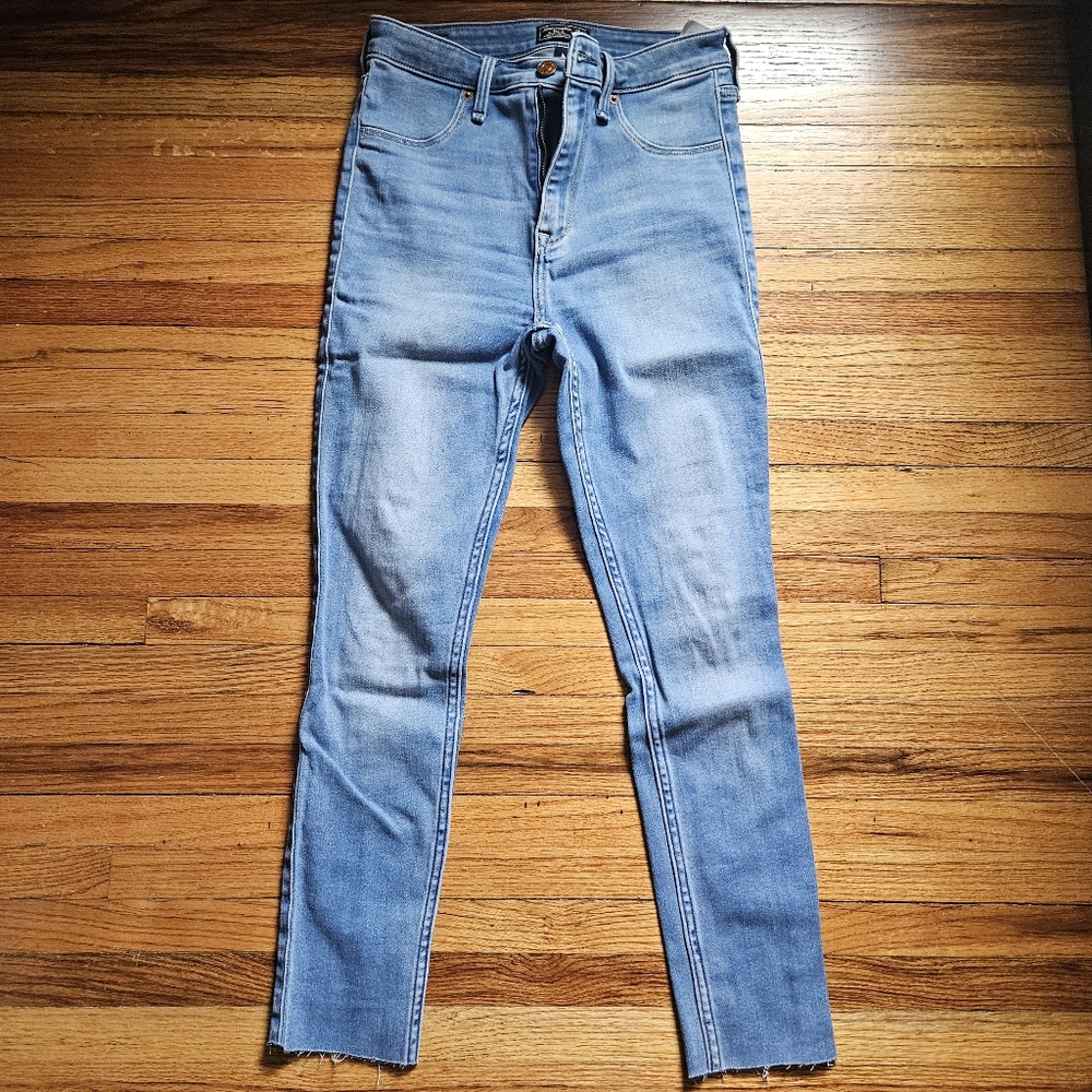 Abercrombie & Fitch High Rise Jeans 2S